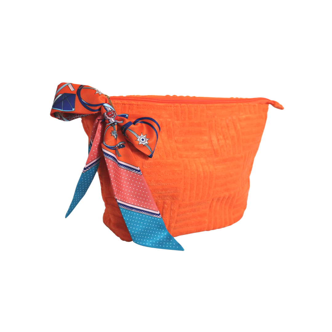 The Clementine Pouch